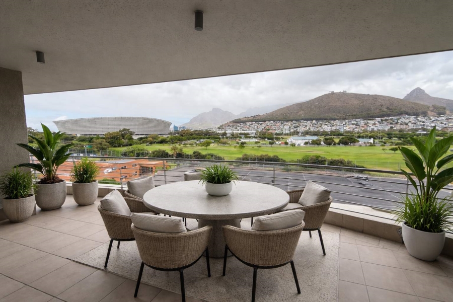 2 Bedroom Property for Sale in Mouille Point Western Cape